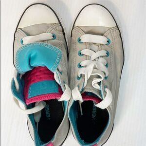 Girls Double Tongue Gray Hot Pink Chuck Taylors sz 3